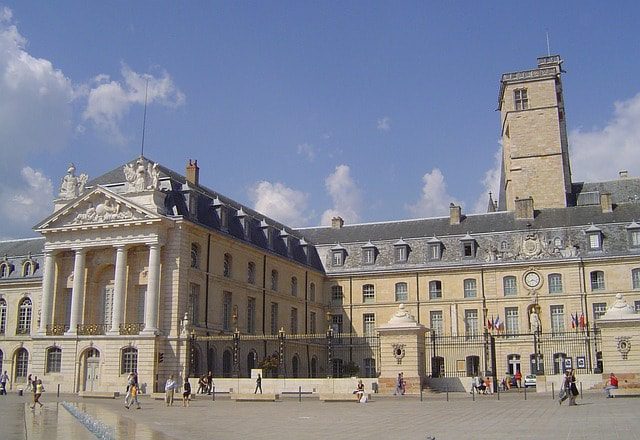 dijon, palace, story